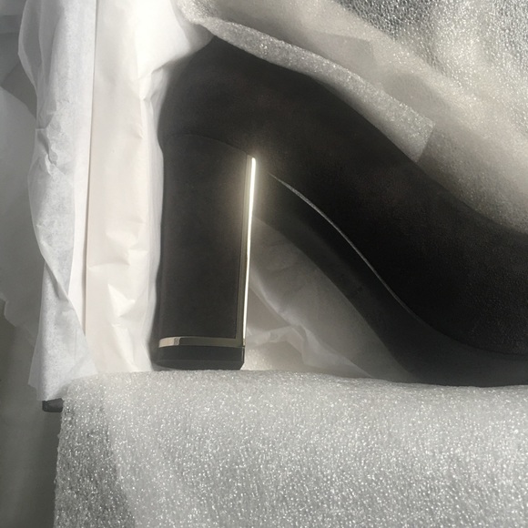 NWT-CHANEL PUMPS - Picture 9 of 11